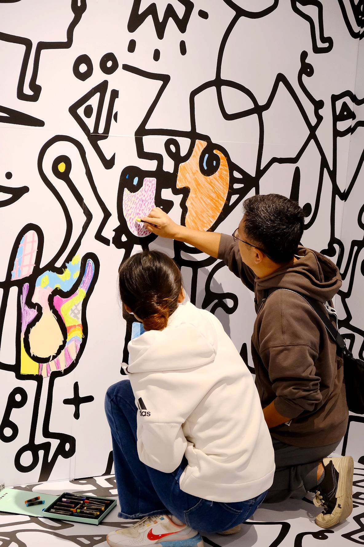 郑元無 × mode art:做忠于自我的星艺术家:郑元無策展人:谭波尔艺术