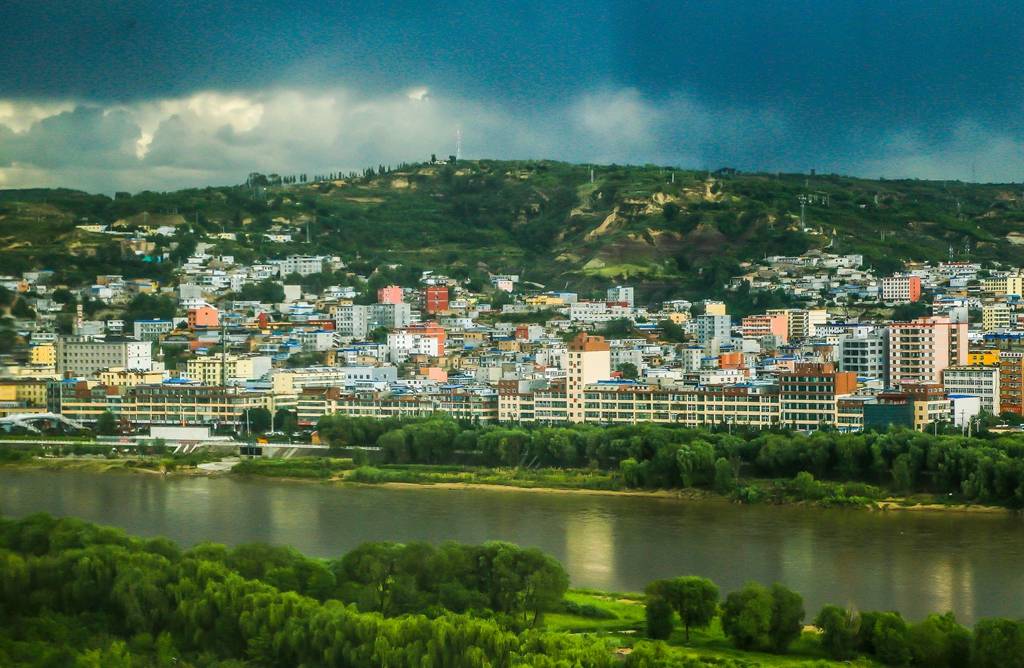 黄河入秦第一城_府谷县_城市_县城