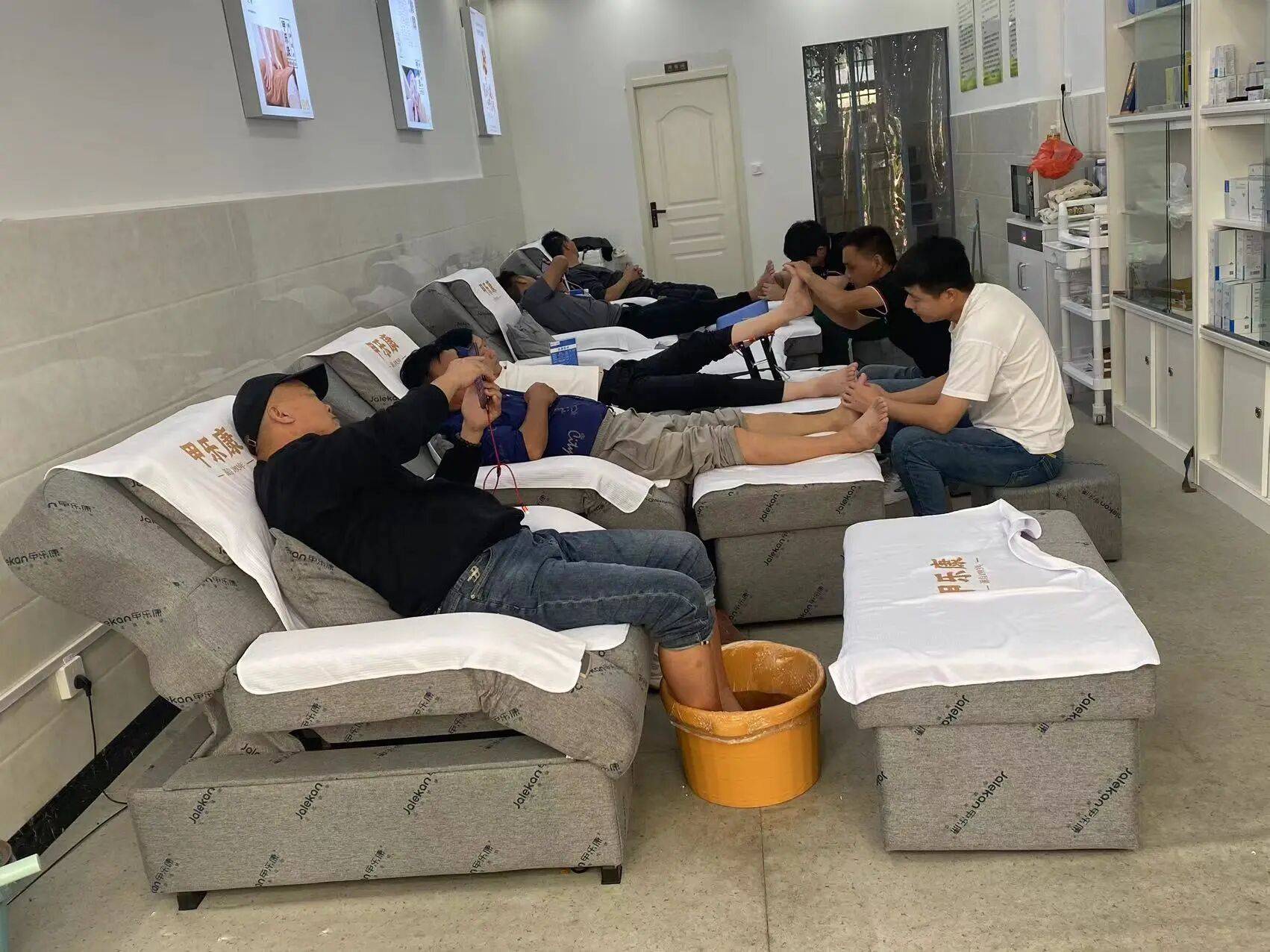 想开家足疗店怎么样_服务_客户_培训