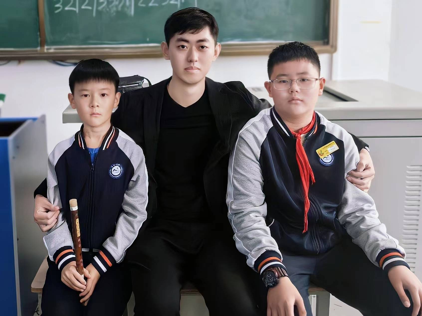 闫震写真合集_齐齐哈尔_中国_毕业