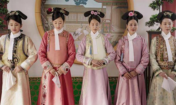 清代皇室生育能力最强的女人:22年生13胎,成就清朝最繁盛宗室_赫舍里