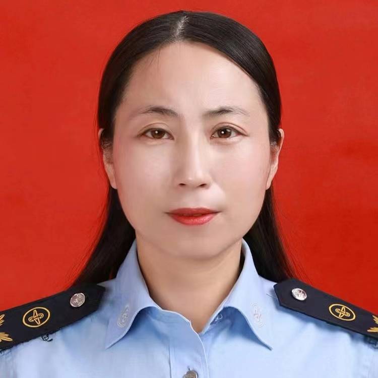 十米车厢绽芳华 ——记六安市公交总公司驾驶员李敦敏