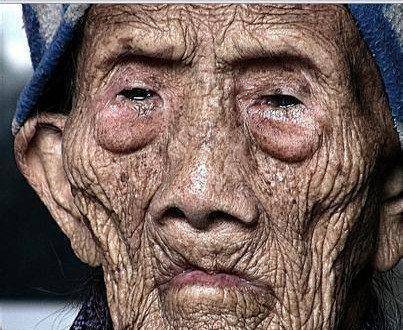 史上第一长寿老人,200岁还在讲课,一生娶妻20多个,历经9个皇帝_李庆远