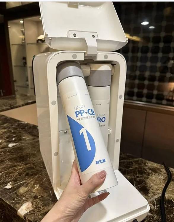贺众牌瞬热型反渗透饮水机ur-6302ebk-3x1_内置_功能_滤芯