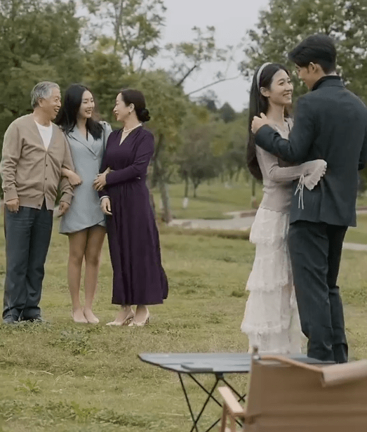 林氏长女.她哥哥卸任ceo并由林悦欣接手.