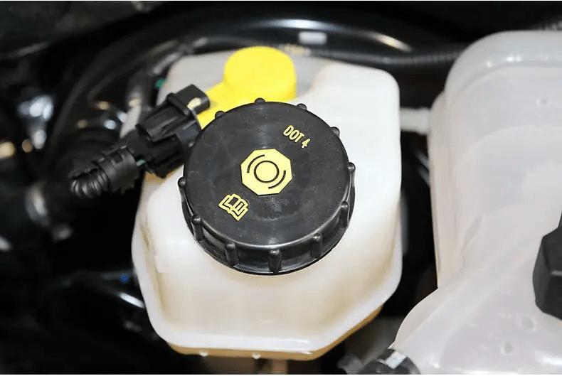 制动液不足的警示灯_搜狐汽车_搜狐网