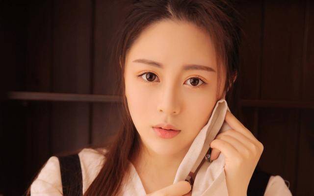 塔罗牌占卜：他心里还没有放下你吗？