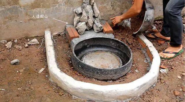 90后大学生看不惯自家农村房用红砖轮胎造鱼池引来6万人点赞