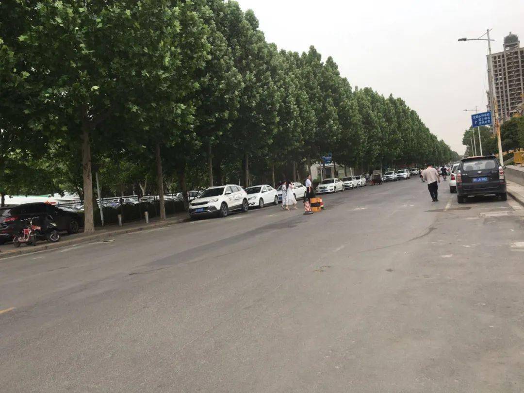 恢复通行,禹州华夏大道,府西路限行路桩均已拆除!