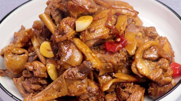 教你在家做川东名菜子姜烧鸭步骤简单明了建议果断收藏