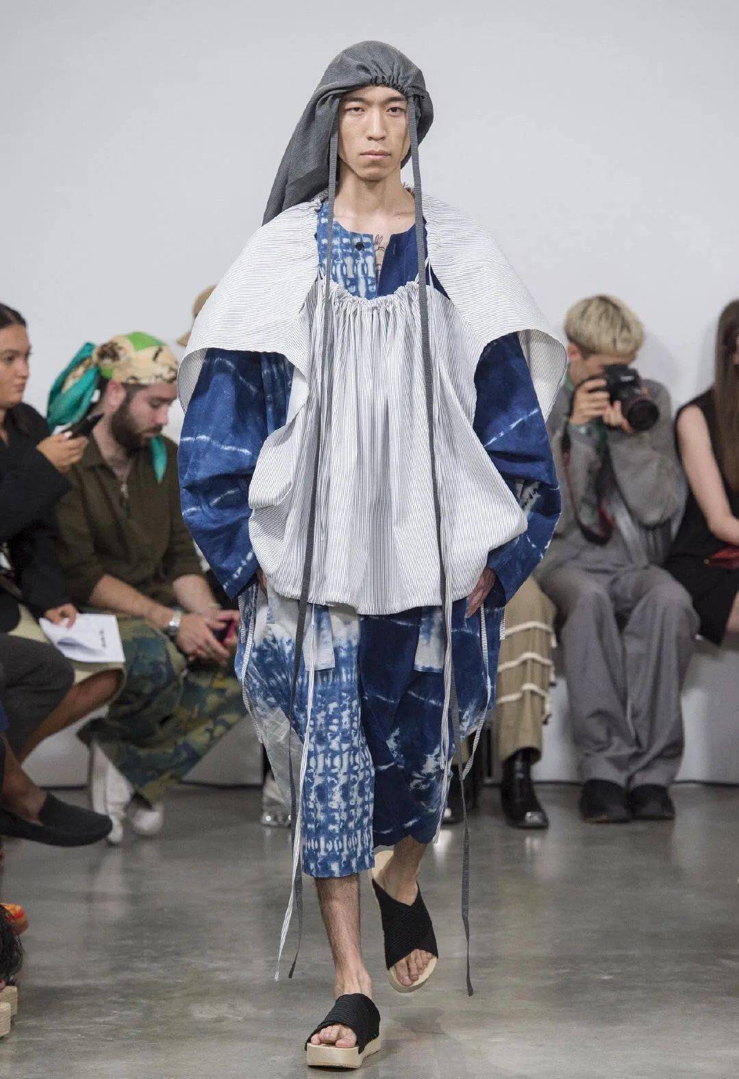 仲夏夜之魅丨抽褶设计服装