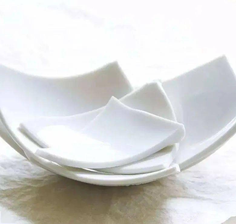 垃圾分类小常识 | 碎玻璃,碎陶瓷分别属于什么垃圾?