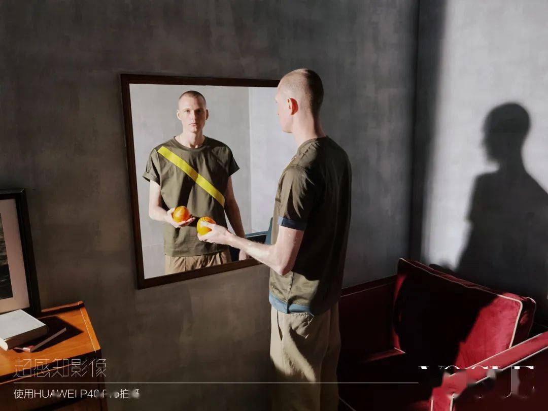 80后摄影师登上vogue,"12个空间"复活大师神作:从叛逆到和解,你需要