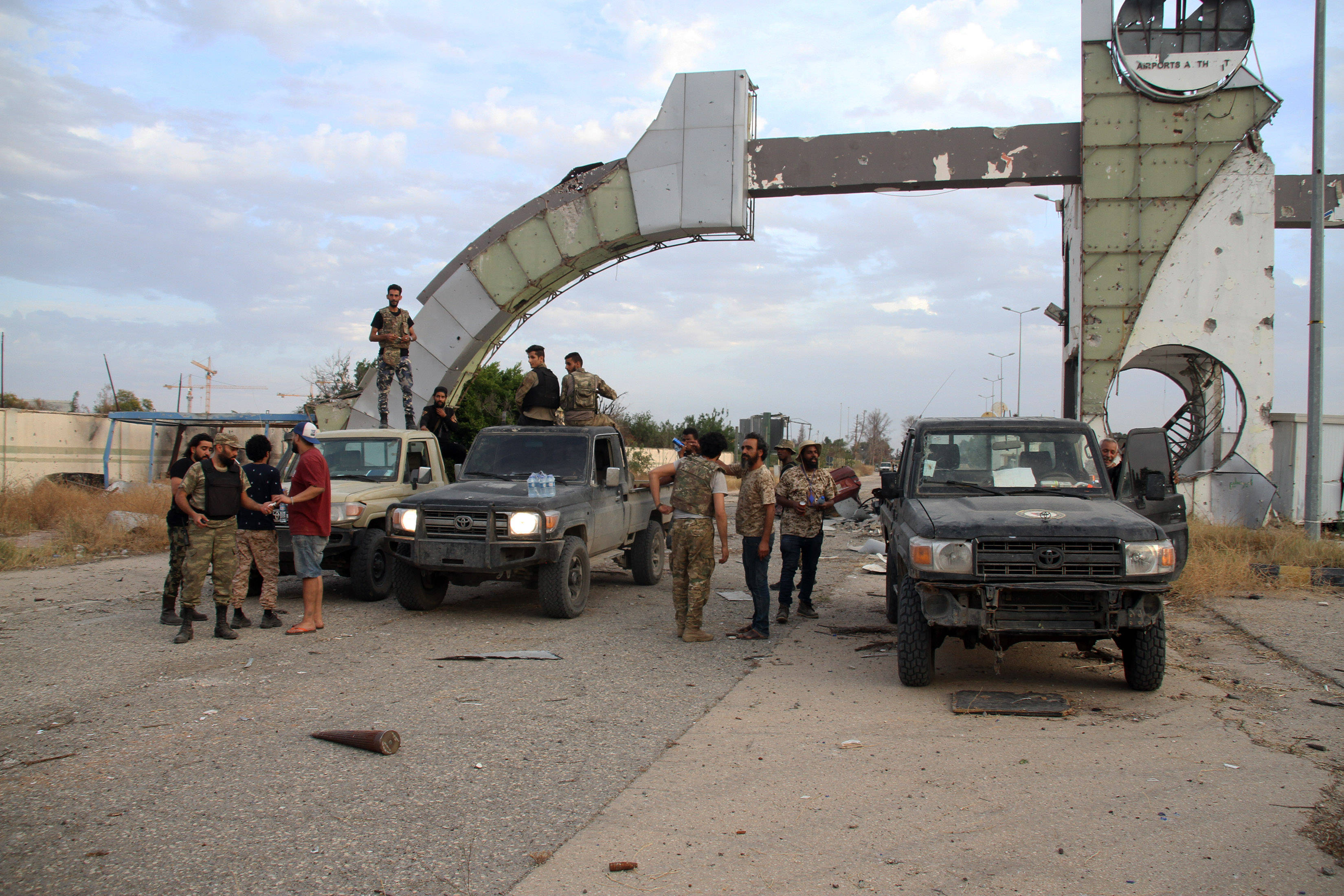 利比亚民族团结政府夺回的黎波里国际机场