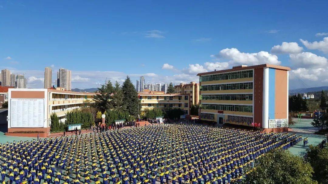 带你看名校丨@小学毕业生,昆明这2所民办学校欢迎你