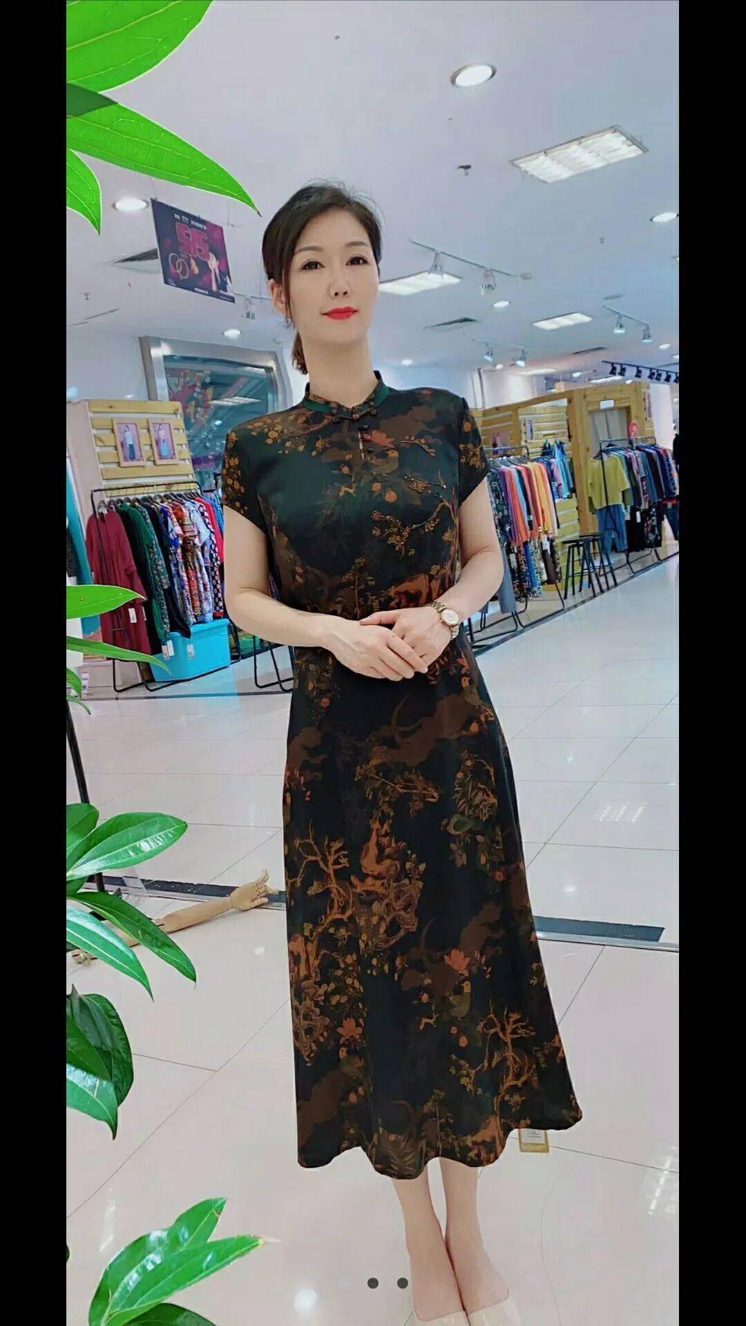 赛德娜丝让自己装扮成理想状态_塞德娜丝