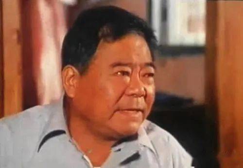 弥勒佛扮演者去世,临终一刻有助念阿弥陀佛_铁牛