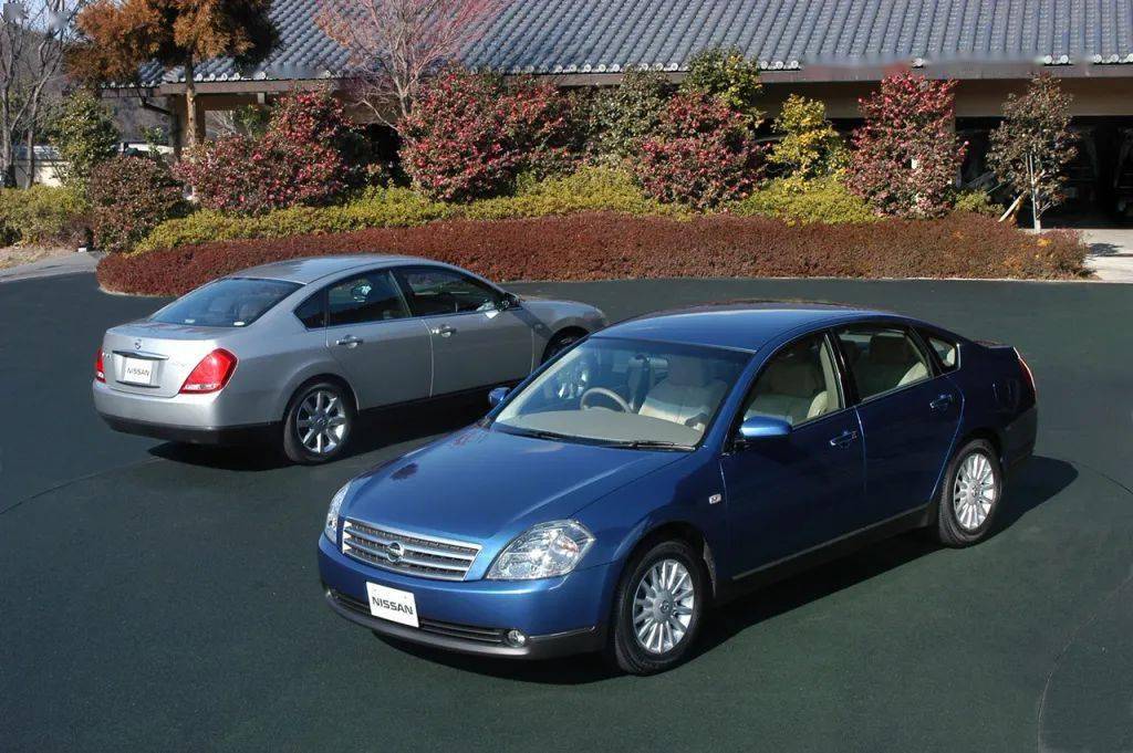 末代laurel/cefiro等车型走进历史,日产也带来了全新的替代车种teana