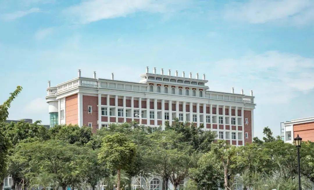 厉害了北理珠近300名学霸获6份名校录取书