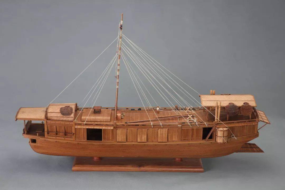 宋汴河客船模型(中国航海博物馆馆藏)▲宋汴河货船模型(中国航海