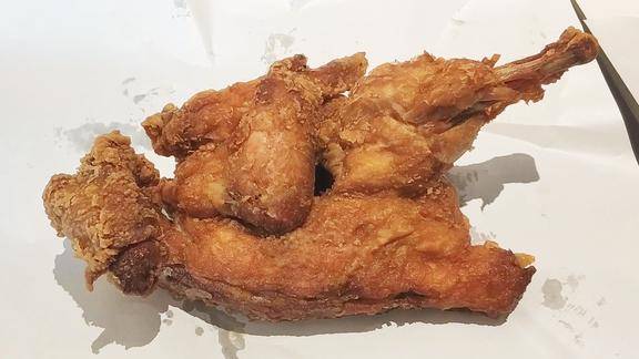 这才是天津最有名的老牌炸鸡半只炸鸡花了33元真有那么好吃