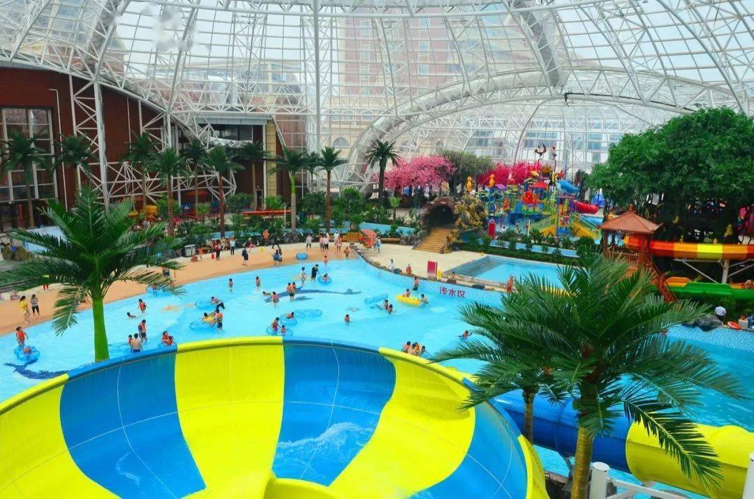 精品乐园 畅玩盛夏 ——潍坊弘润温泉小镇水世界开园侧记