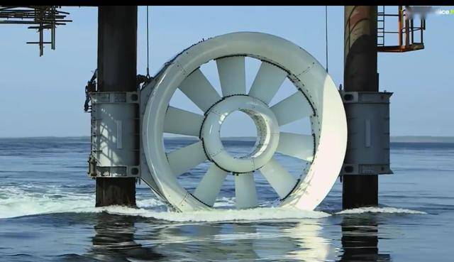 大形水力发电机图片