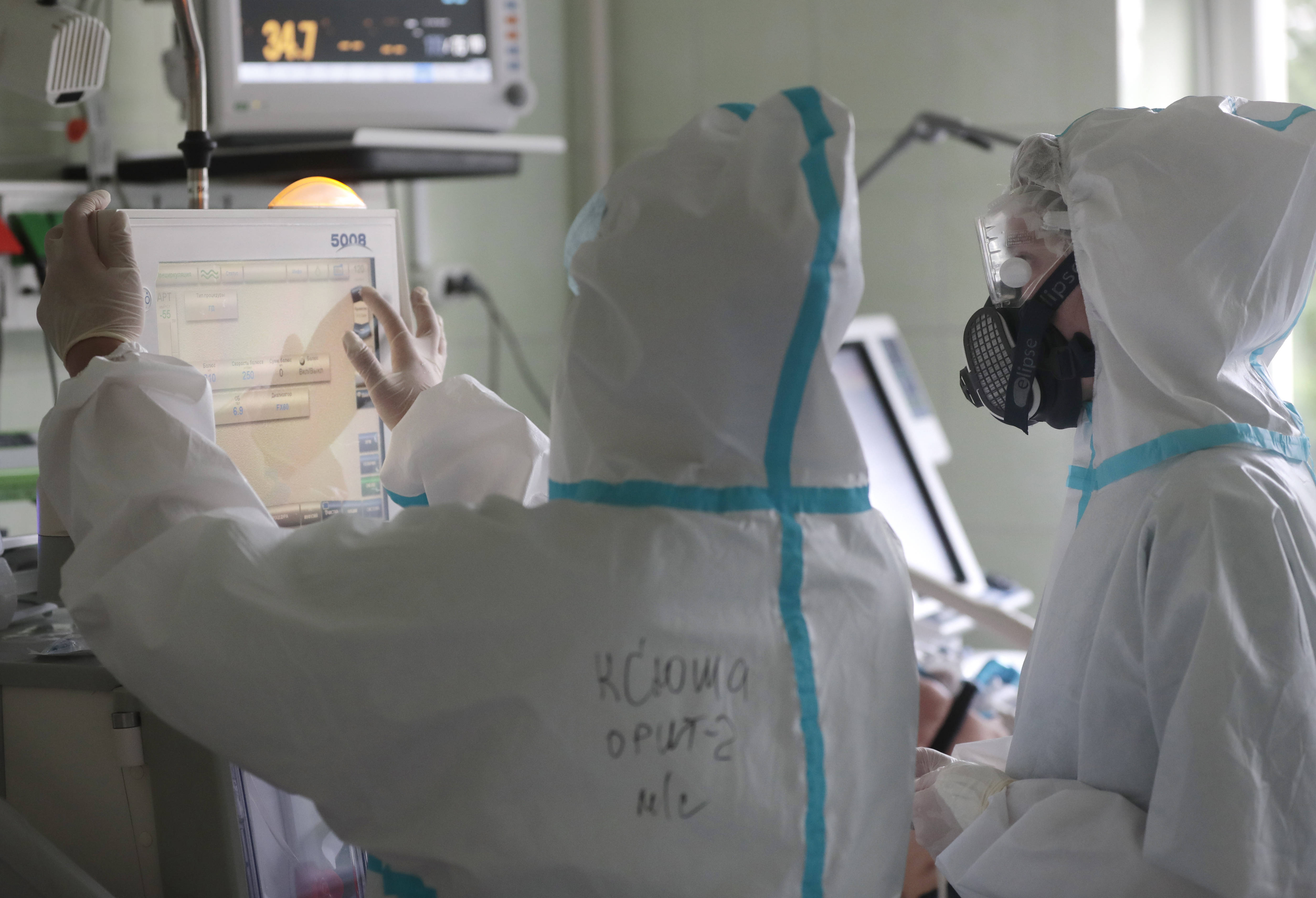 俄罗斯:抗击新冠疫情的医护人员