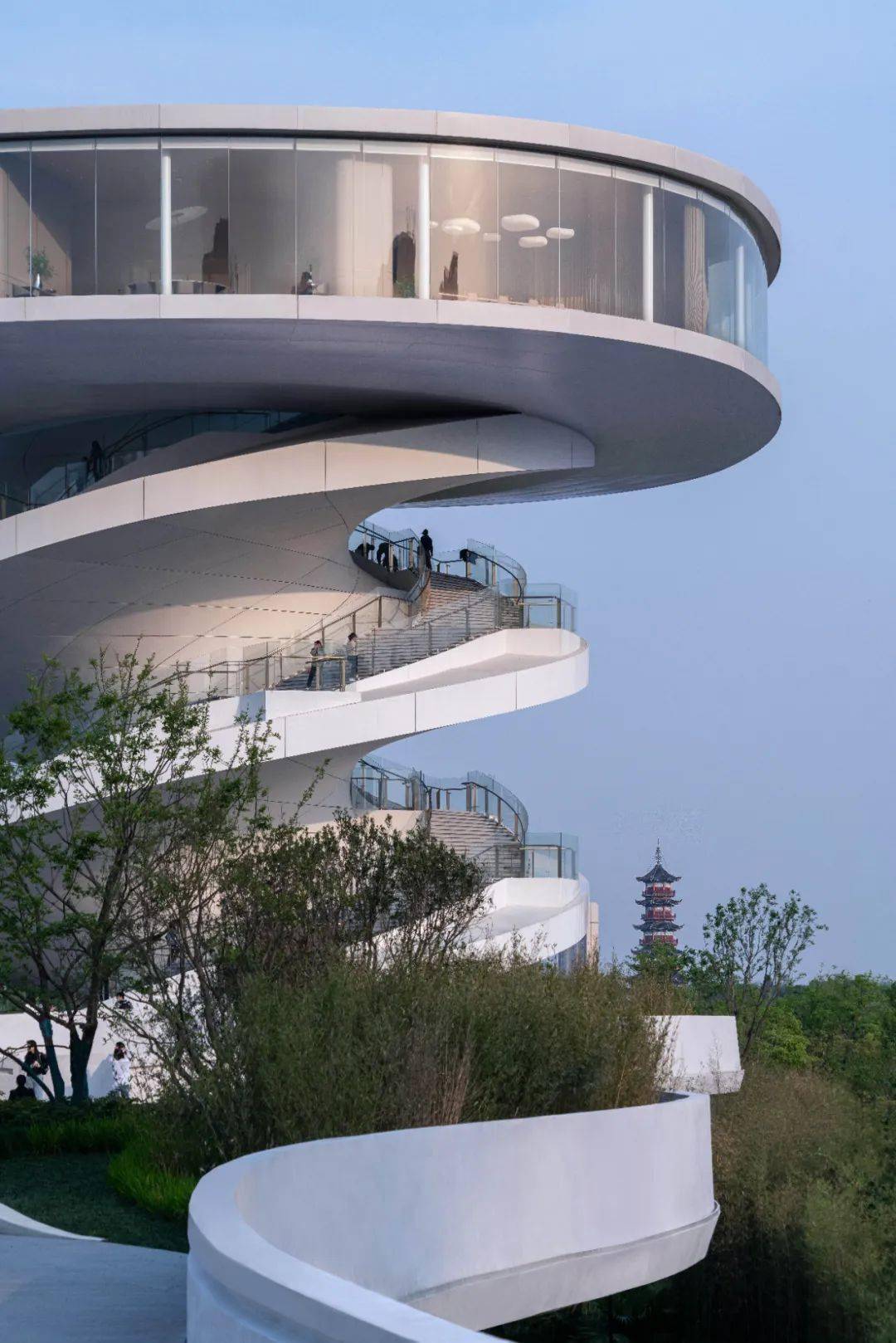 湿地公园尽端双螺旋塔,鸟屿浮云