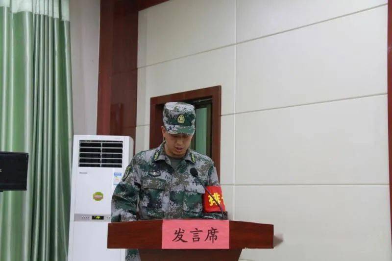 会上,军事科参谋刘继增组织学习了集训方案和集训管理规定;副部长