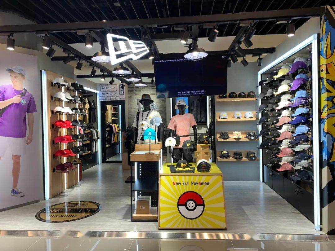 作为该品牌的成都首店,优惠和限定款同时来袭.