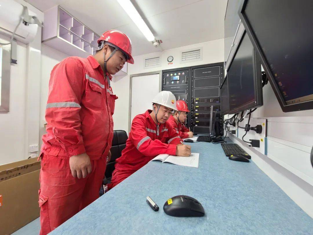 录井榜样传承录井工匠精神用心做好传帮带新疆项目部周明超