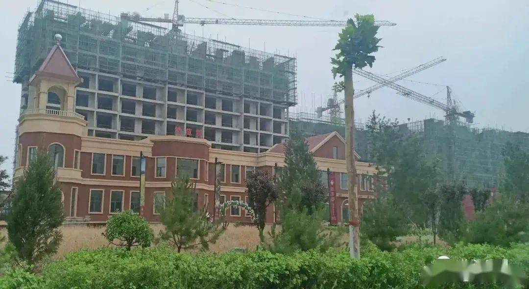 临汾东城铂蓝郡工地如此施工太危险