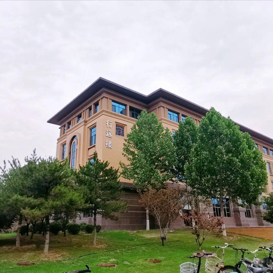 c.a.以下四张图片,哪一张不是太原理工大学教学楼?13d.18天b.12天c.