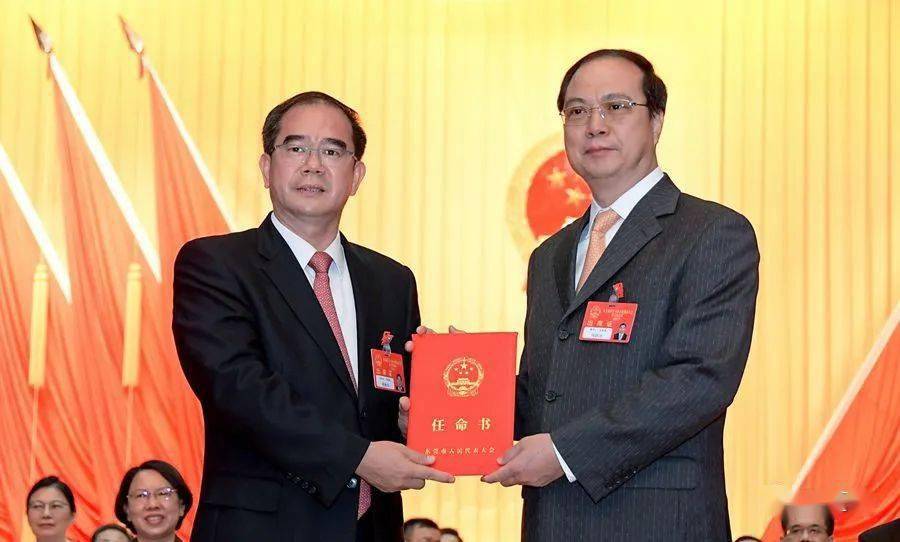 东莞市第十六届人民代表大会第六次会议闭幕方灿芬当选市人大常委会副
