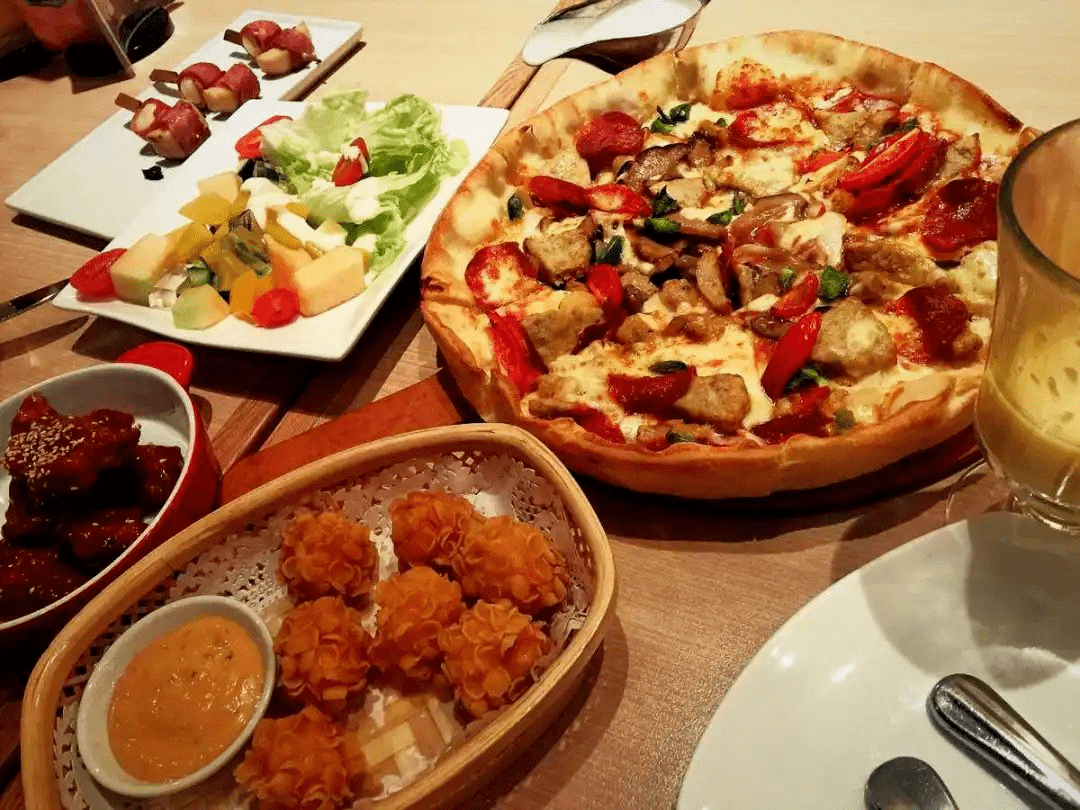 必胜客推自助属无奈之举这些年必胜客生意为何不好了