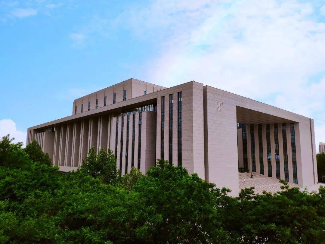 街拍工大让我再爱你一次工大毕业生