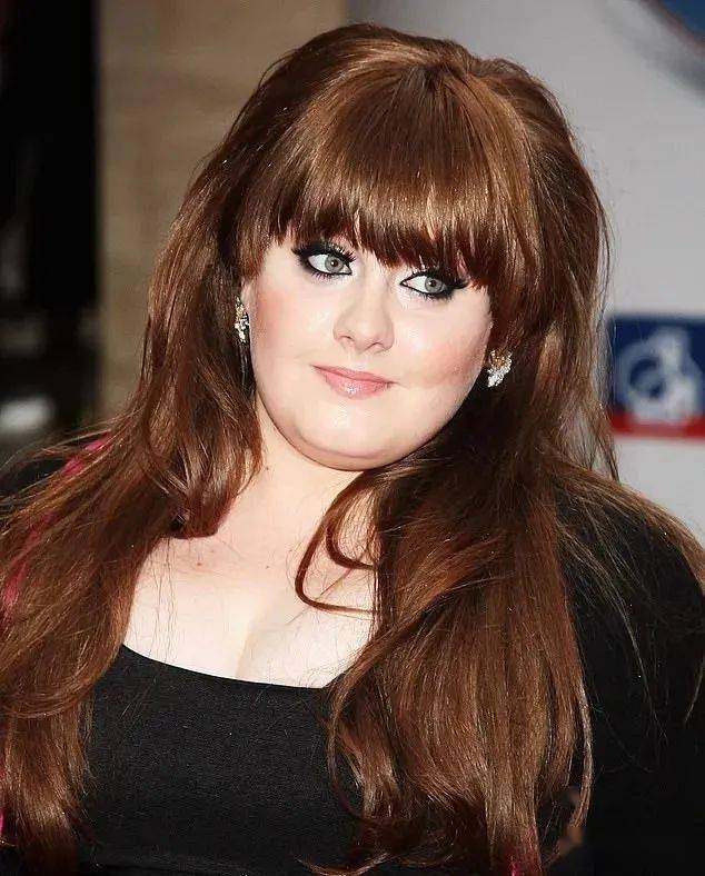 流行天后近照让人直呼"认不出"!最胖时候185斤,现在只有90斤