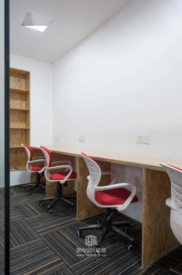 h&z逅筑空间《科华路某教育机构办公室》