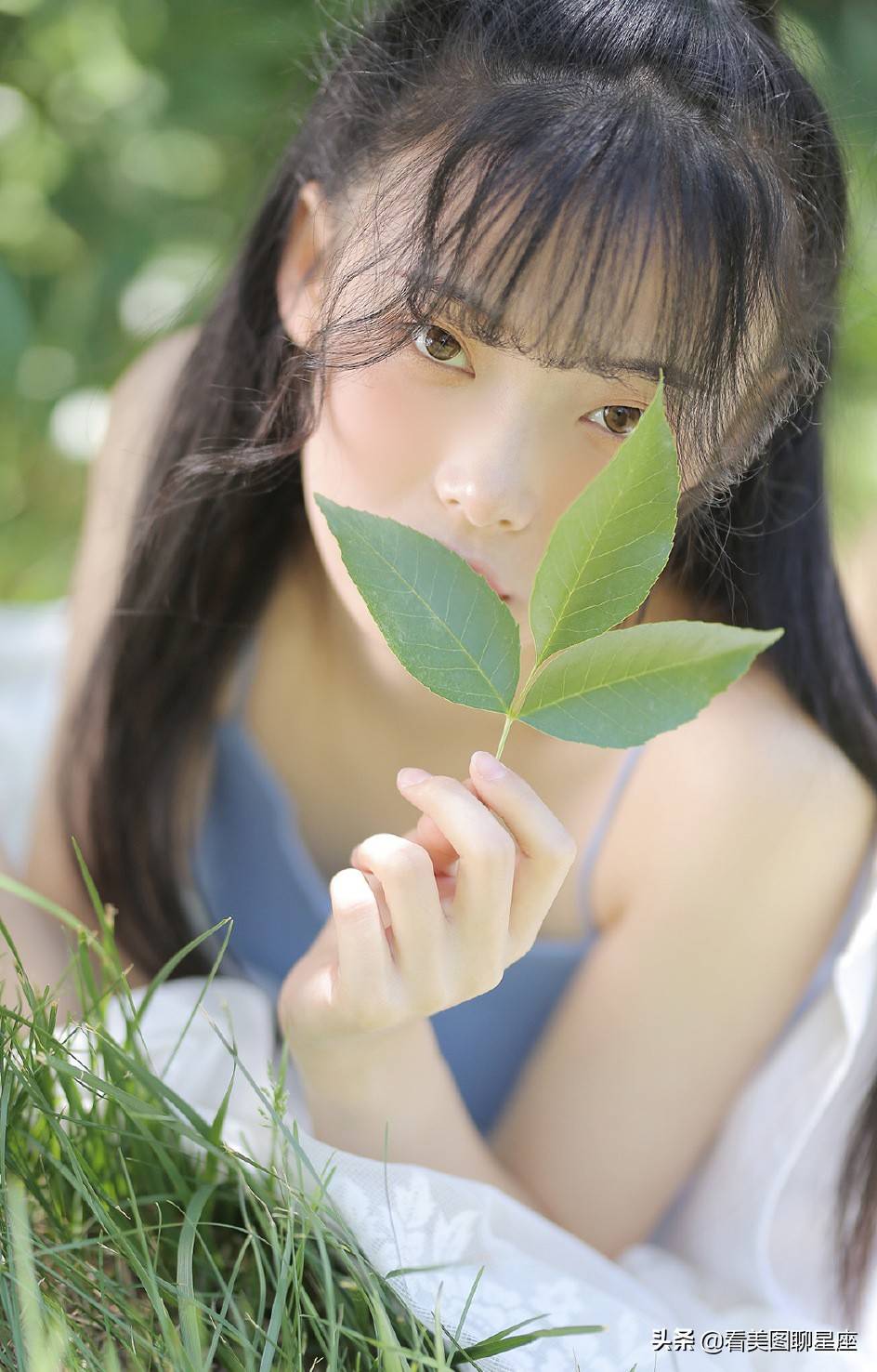 夏日里的清纯小女生图片集很可爱哦
