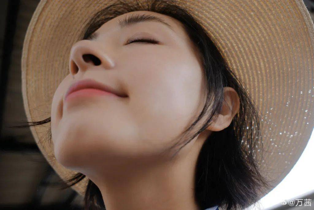 强吻陈坤对胡歌发嗲糊了18年的她这次终于要红了