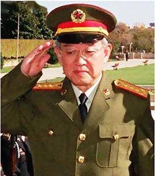 满清贵族后裔,从上尉到上将,建国后唯一一个一路晋升的将士_于永波