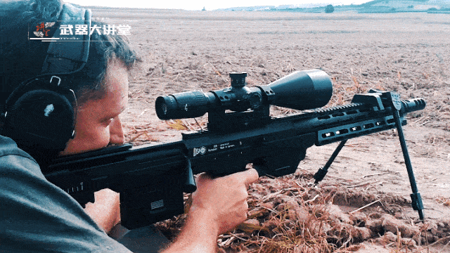 配合上高精度的瞄准镜和夜视仪,这款高颜值高精度的警用狙击步枪确实