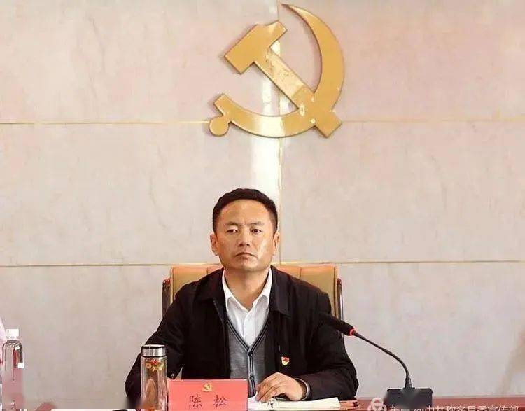 陈松指出:称多是一个有着悠久历史文化底蕴的地方,素有文化大县的美誉