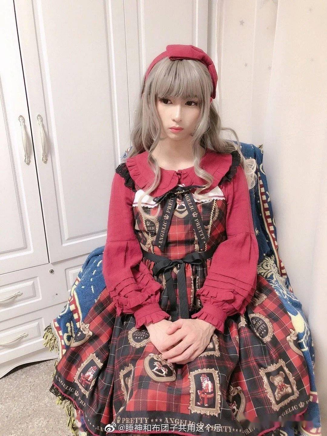 lo汉特辑|这才是猛男应该穿的小裙子!