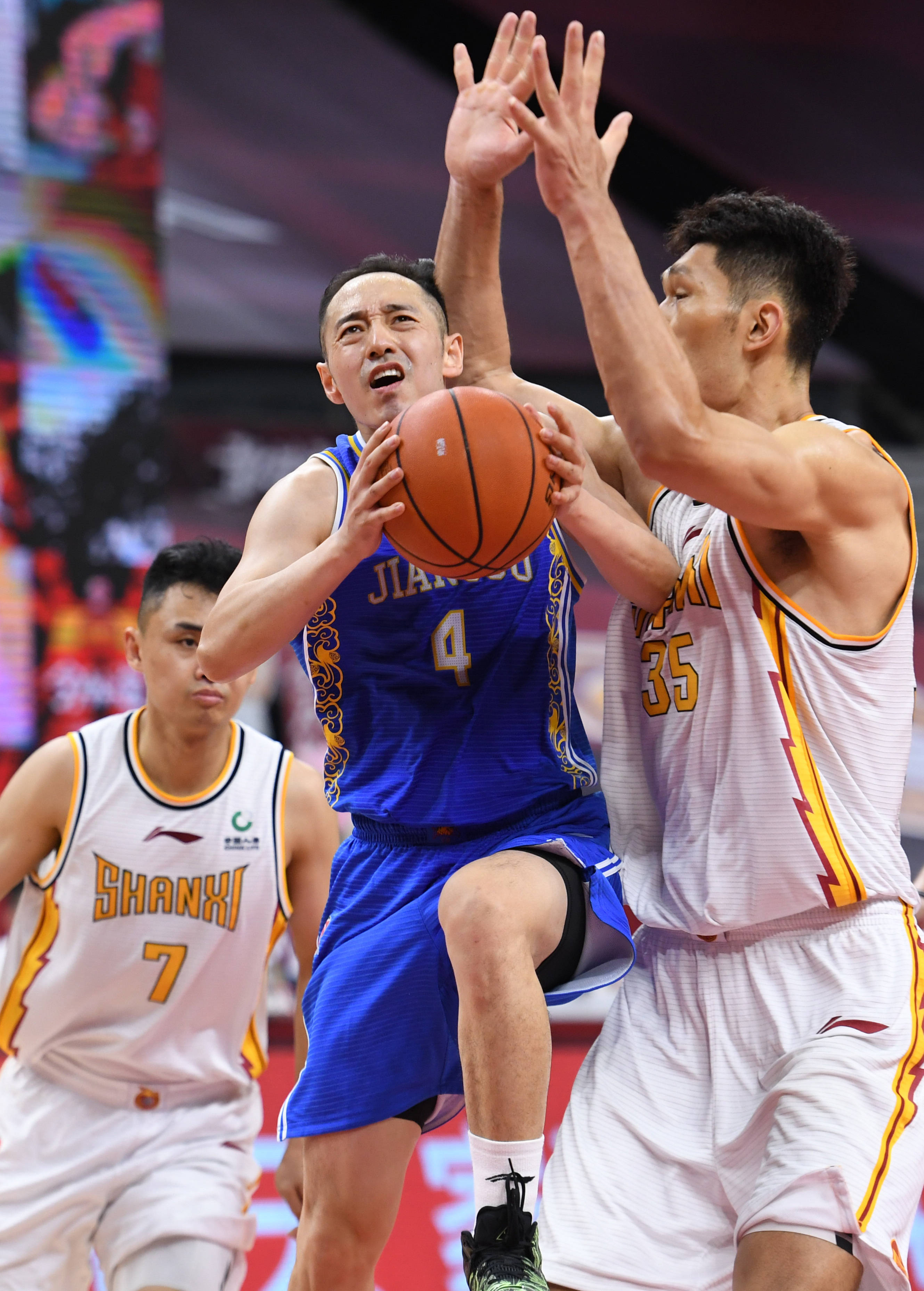 篮球——cba复赛第一阶段:山西汾酒股份胜苏州肯帝亚