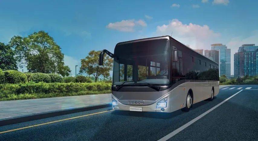 依维柯145辆低入口公交车交付捷克用户