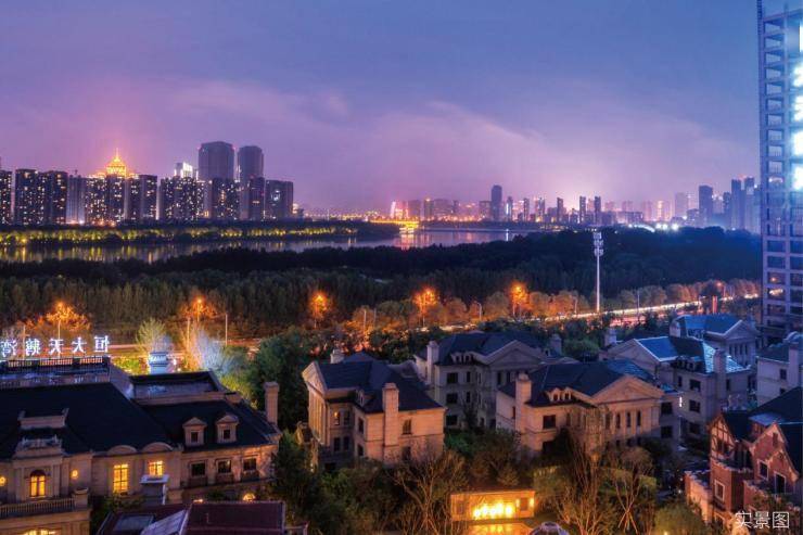 沈阳恒大天鹅湾,打造商业繁锦之地,建筑面积约3067㎡风情商业街,集