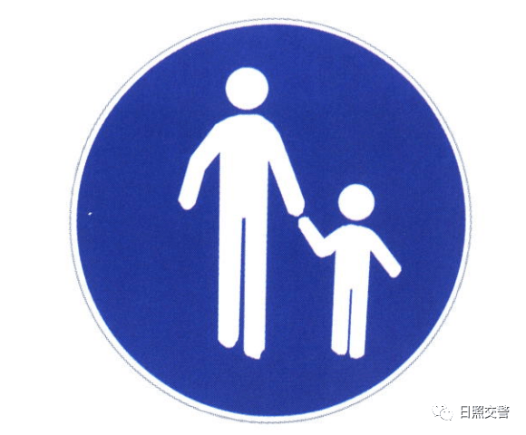 单行路(向左或向右)表示一切车辆只准靠右环行▲ 环岛行驶立体交叉