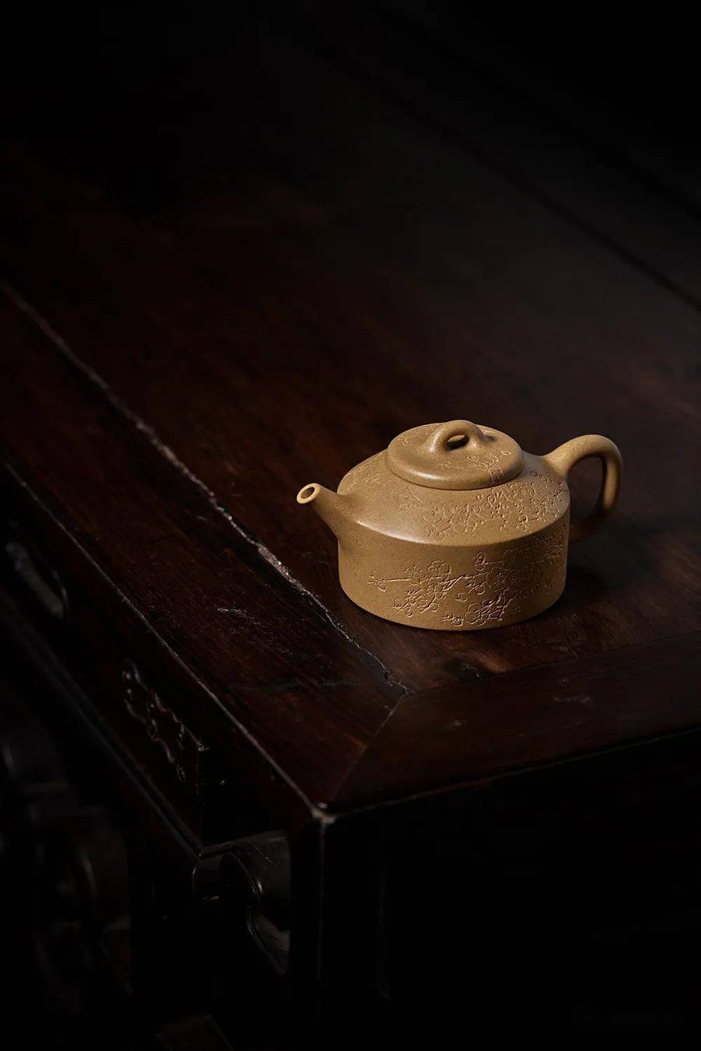 鉴藏李寒勇镜瓦壶